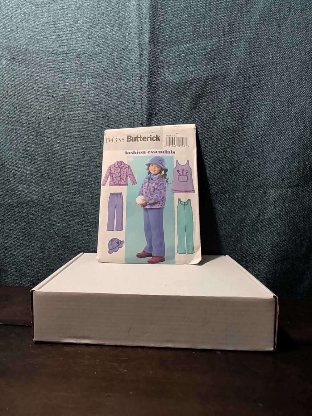 Butterick B4335 Pattern 2004 Girls 5-PC Wardrobe Jacket Jumper Pants Hat UNCUT - Picture 2 of 16
